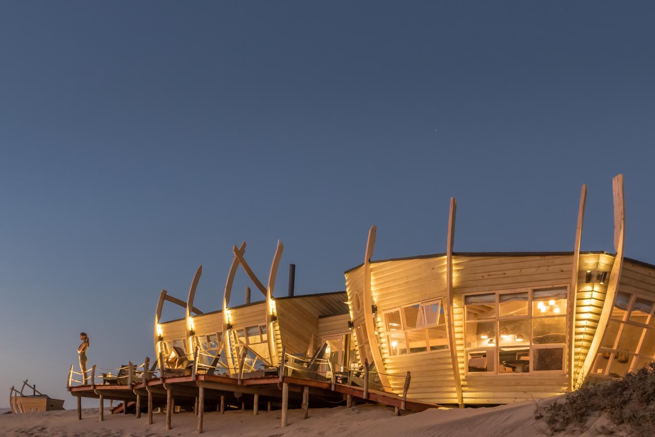 Shipwreck Lodge Mowebaai Exterior photo