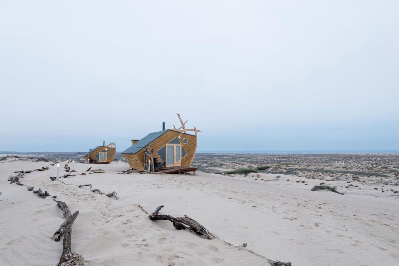 Shipwreck Lodge Mowebaai Exterior photo